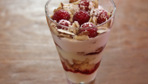 raspberry doughnut trifle - the sam livecast